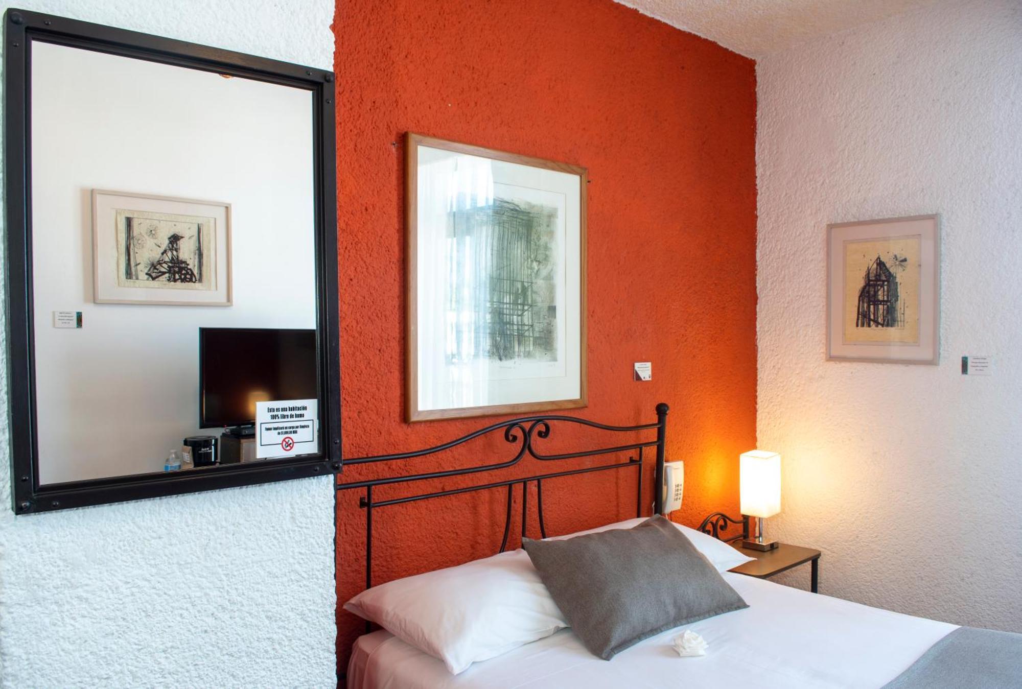 Portico Hotel & Galeria Morelia Kamer foto