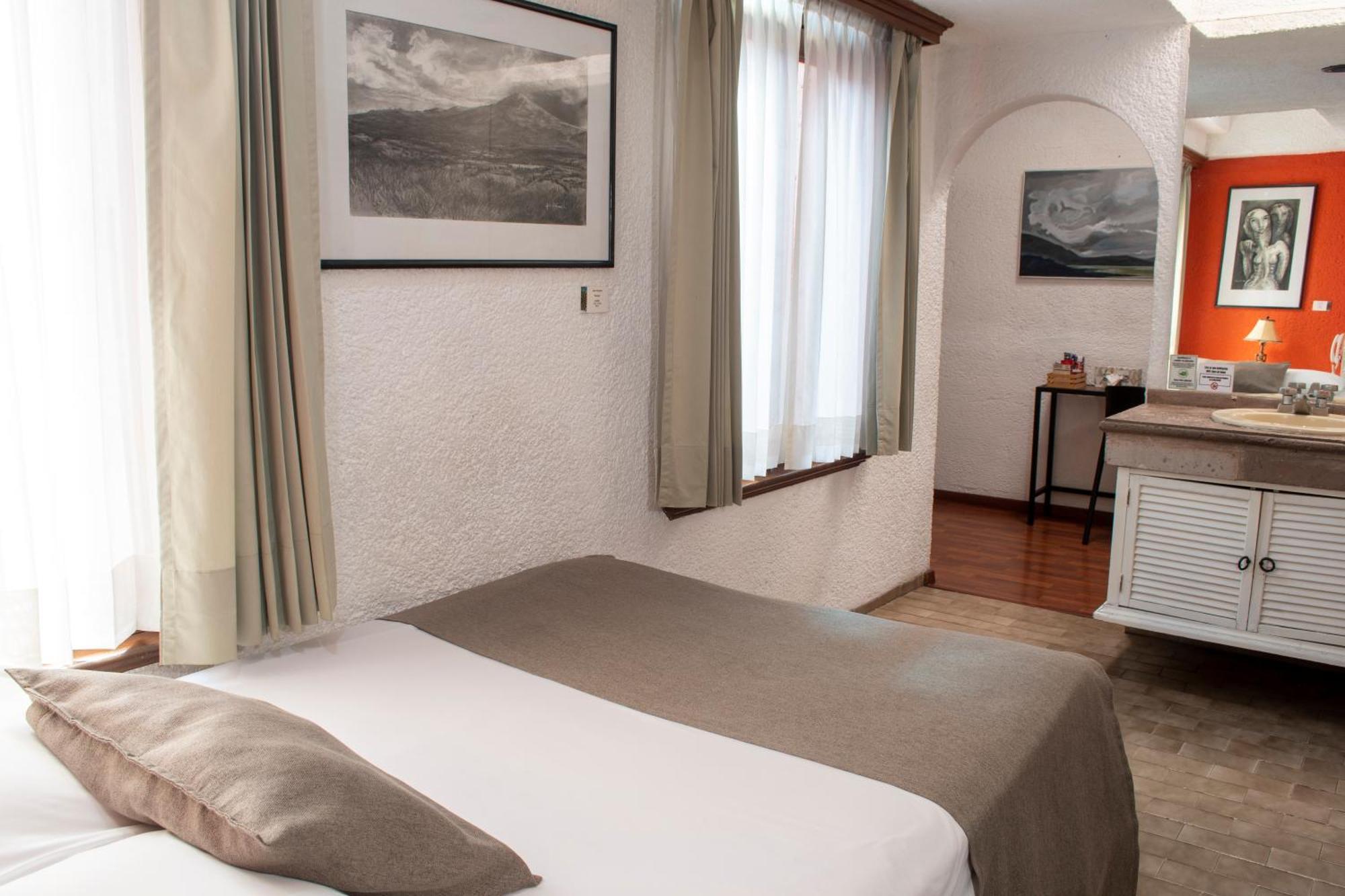Portico Hotel & Galeria Morelia Kamer foto